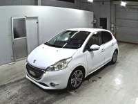 Peugeot 208 лот № 9180 оценка 3.5  с аукциона в Японии 3