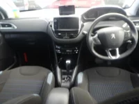 Peugeot 208 лот № 9180 оценка 3.5  с аукциона в Японии 2