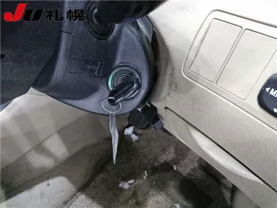 Toyota COROLLA RUNX  с аукциона в Японии