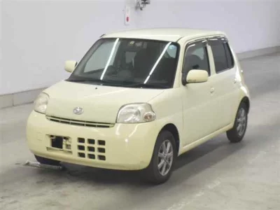 Daihatsu Esse