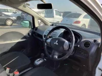 Mitsubishi I-MIEV лот № 80181 оценка 3.5  с аукциона в Японии 2