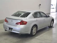 Nissan SKYLINE лот № 80188 оценка 4  с аукциона в Японии 4