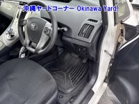 Toyota PRIUS PHV лот № 43070 оценка 3.5  с аукциона в Японии 5