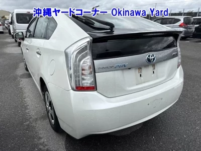 Toyota PRIUS PHV  с аукциона в Японии
