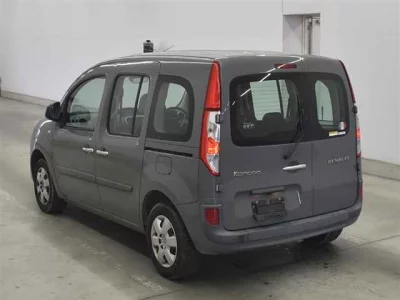 Renault KANGOO  с аукциона в Японии
