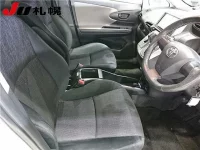 Toyota WISH лот № 122 оценка R  с аукциона в Японии 4