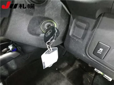 Toyota WISH  с аукциона в Японии