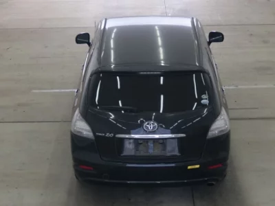 Toyota MARK X ZIO  с аукциона в Японии