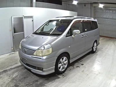 Nissan SERENA  с аукциона в Японии