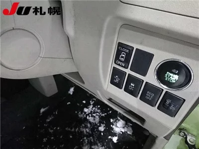 Daihatsu TANTO  с аукциона в Японии