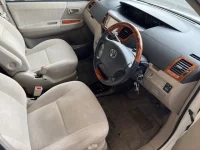 Toyota NOAH лот № 2133 оценка 3.5  с аукциона в Японии 3