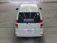 Toyota NOAH лот № 2133 оценка 3.5  с аукциона в Японии 2