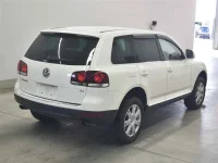 Volkswagen Touareg лот № 80215 оценка 3.5  с аукциона в Японии 4