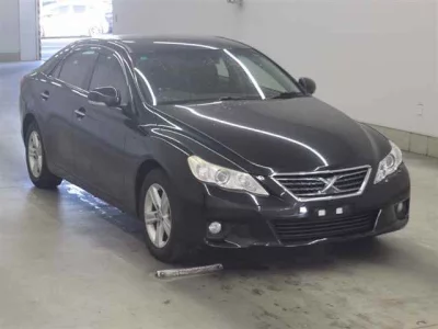 Toyota MARK X  с аукциона в Японии