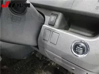 Toyota VOXY лот № 140 оценка R  с аукциона в Японии 2