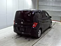 Honda FREED лот № 9231 оценка 3.5  с аукциона в Японии 4