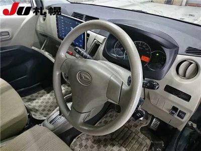 Daihatsu MIRA  с аукциона в Японии