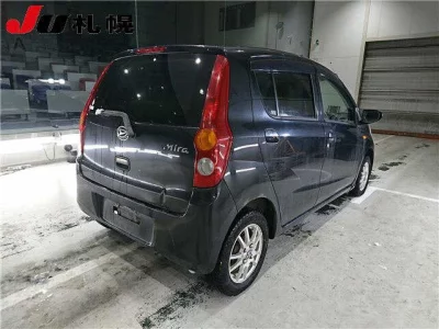Daihatsu MIRA  с аукциона в Японии