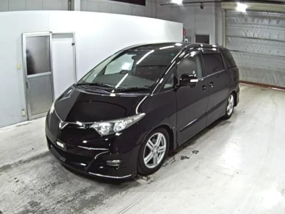 Toyota ESTIMA  с аукциона в Японии