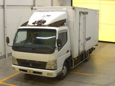 Mitsubishi CANTER  с аукциона в Японии