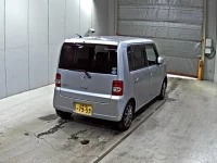 Toyota PIXIS SPACE лот № 9247 оценка 3.5  с аукциона в Японии 4