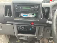 Mitsubishi MINICAB VAN лот № 80244 оценка 3.5  с аукциона в Японии 5