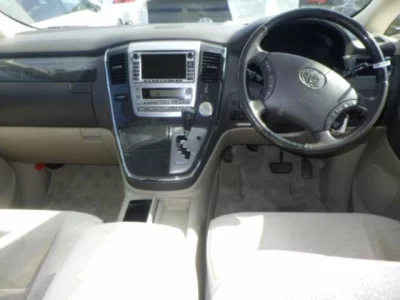Toyota ALPHARD  с аукциона в Японии