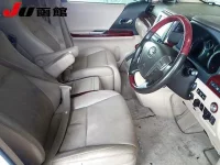 Toyota VELLFIRE лот № 9016 оценка 3  с аукциона в Японии 8