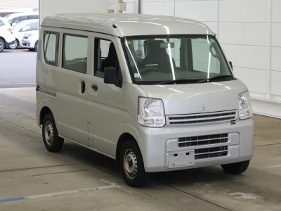 Mitsubishi MINICAB VAN