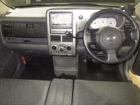 Nissan CUBECUBIC лот № 8200 оценка R  с аукциона в Японии 2