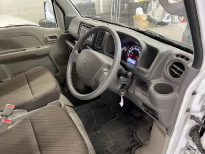 Mitsubishi MINICAB VAN  с аукциона в Японии