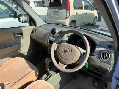 Nissan PINO  с аукциона в Японии