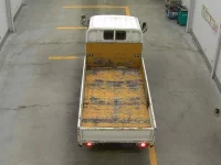 Toyota DYNA лот № 1098 оценка RA  с аукциона в Японии 2