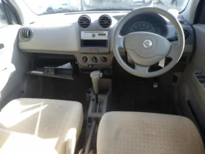 Nissan PINO  с аукциона в Японии