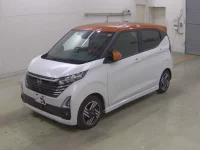 Nissan DAYZ лот № 3004 оценка 5  с аукциона в Японии 2