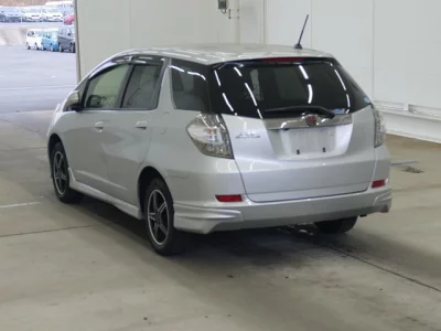 Honda FIT SHUTTLE  с аукциона в Японии