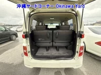Nissan ELGRAND лот № 43112 оценка RA  с аукциона в Японии 9