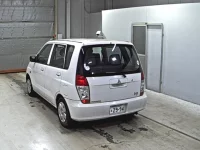 Mitsubishi DINGO лот № 9320 оценка 3.5  с аукциона в Японии 1