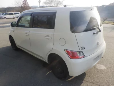 Toyota BB  с аукциона в Японии