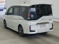 Honda STEP WAGON лот № 2194 оценка 4  с аукциона в Японии 1