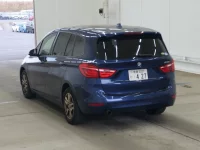 BMW 2-Series лот № 2195 оценка 3.5  с аукциона в Японии 1