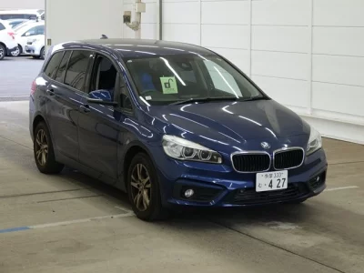 BMW 2-Series  с аукциона в Японии