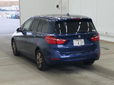 BMW 2-Series  с аукциона в Японии