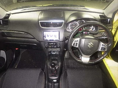 Suzuki SWIFT  с аукциона в Японии