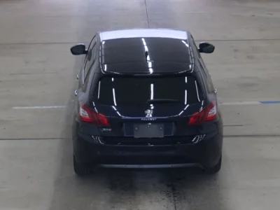 Peugeot 308  с аукциона в Японии