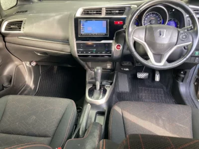 Honda FIT  с аукциона в Японии