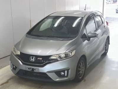Honda FIT  с аукциона в Японии
