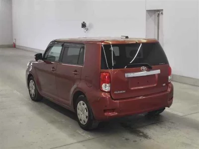 Toyota COROLLA RUMION  с аукциона в Японии