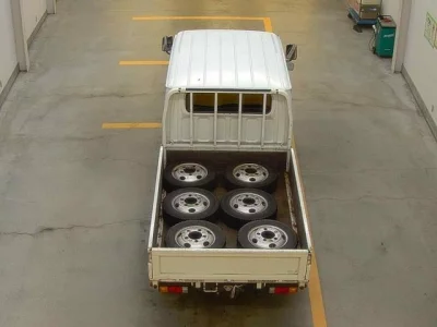 Mitsubishi CANTER  с аукциона в Японии