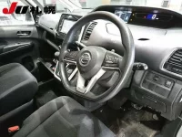 Nissan SERENA лот № 1001 оценка R  с аукциона в Японии 2